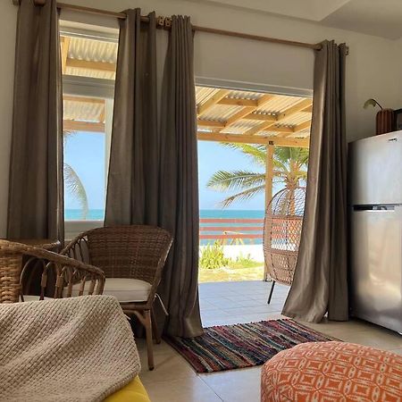 Casita Del Mar Oceanfront Romantic Retreat In Islote Arecibo Exterior photo
